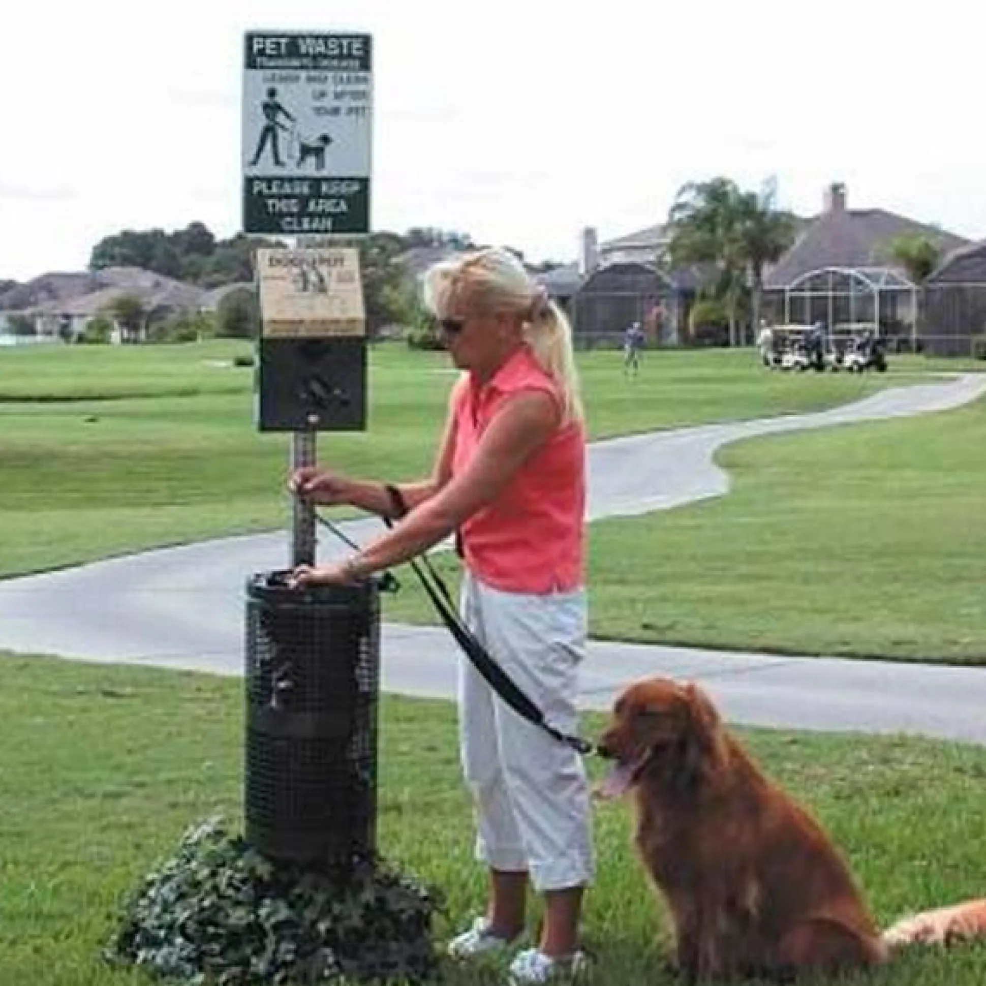 DOGIPOT Aluminum Pet Station