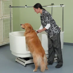 Master Equipment PolyPro Electric Lift Dog Grooming Tubs