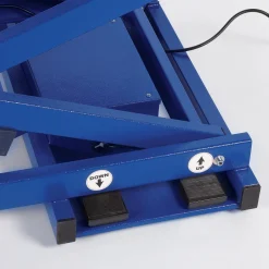 Master Equipment X-Tend Electric Dog Grooming Table