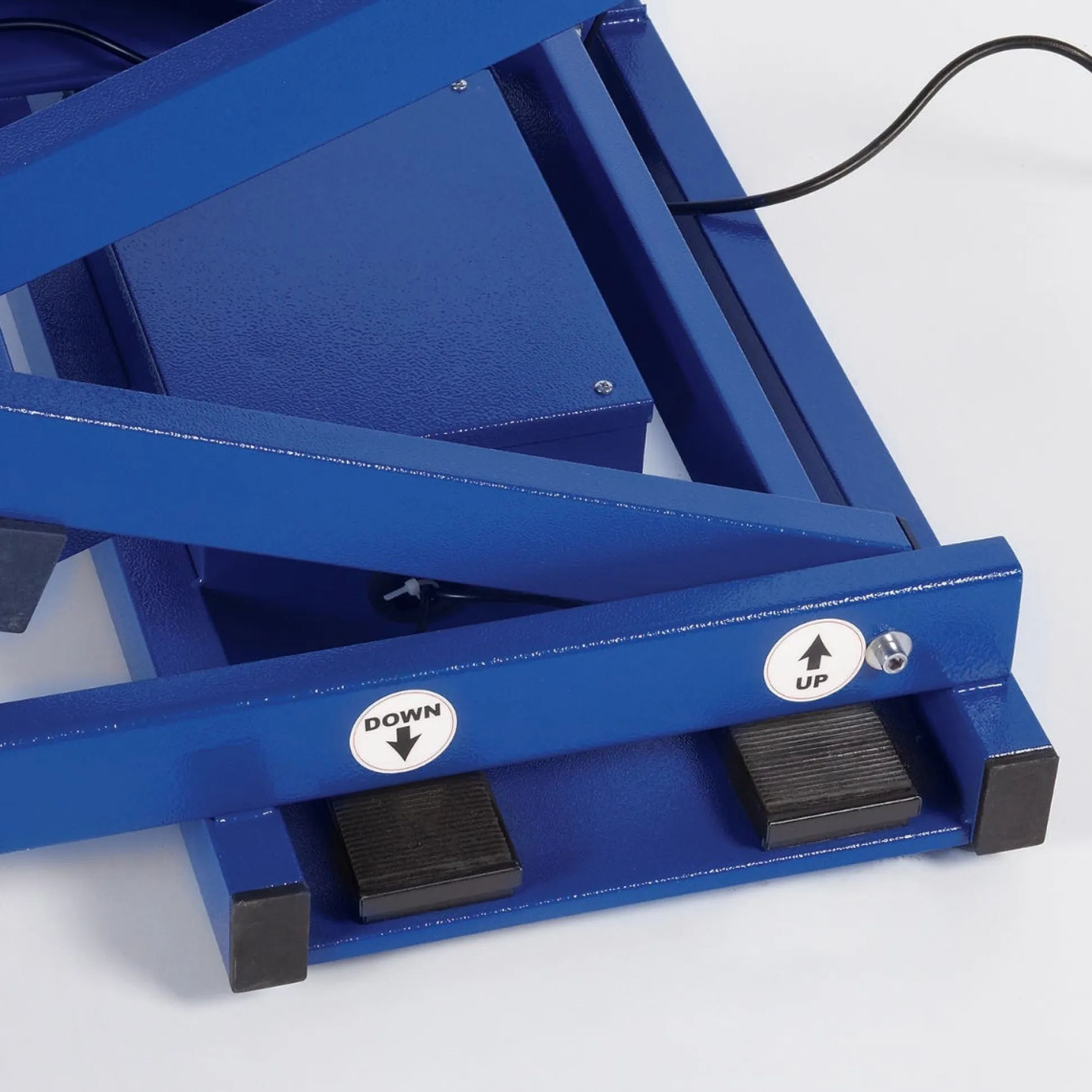 Master Equipment X-Tend Electric Dog Grooming Table
